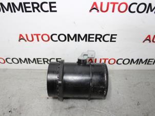 Used Air mass meter Renault Clio III (SR) 1.5 dCi 70 Price € 25,00 Margin scheme offered by Autocommerce