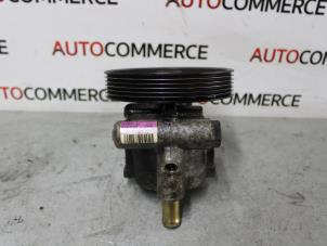 Used Power steering pump Renault Laguna II (BG) 1.8 16V Price € 20,00 Margin scheme offered by Autocommerce