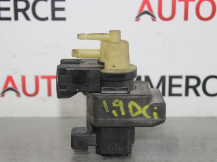 Turbo relief valve from a Renault Scénic II (JM) 1.9 dCi 130 2006
