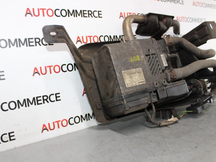 Trappe à Essence Pour Peugeot 807 2.2 HDi - Référence 151790 - Année 2004 - Occasion Bon état