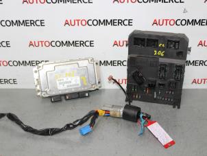 Usagé Calculateur moteur Peugeot 206 CC (2D) 1.6 16V Prix € 125,00 Règlement à la marge proposé par Autocommerce