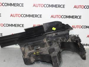 Used Front bumper bracket, left Renault Megane II (BM/CM) 1.6 16V Autom. Price on request offered by Autocommerce