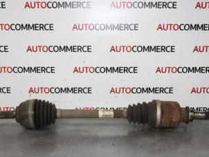 Used Front drive shaft, left Renault Clio III (BR/CR) 1.5 dCi 85 Price € 40,00 Margin scheme offered by Autocommerce
