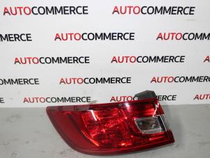 Used Taillight, left Renault Clio III (BR/CR) 1.2 16V 75 Price € 50,00 Margin scheme offered by Autocommerce