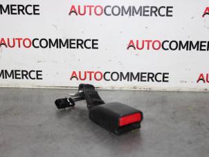 Used Rear seatbelt buckle, centre Peugeot 108 1.0 12V Price on request offered by Autocommerce