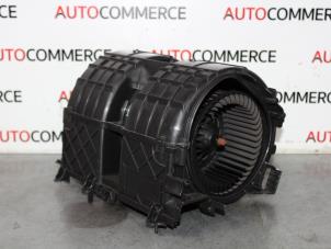 Used Heating and ventilation fan motor Renault Grand Scénic III (JZ) 1.4 16V TCe 130 Price € 75,00 Margin scheme offered by Autocommerce