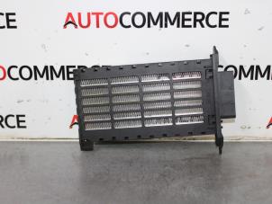 Usados Radiador de calefactor Renault Clio III (SR) 1.5 dCi 70 Precio de solicitud ofrecido por Autocommerce