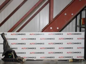 Used Parking brake mechanism Renault Clio III (SR) 1.5 dCi 70 Price on request offered by Autocommerce
