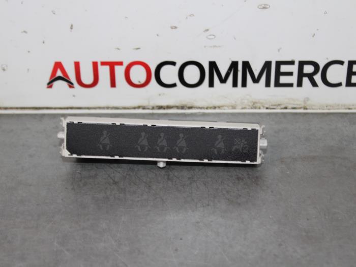 Begagnade Innerdisplay Peugeot 207/207+ (WA/WC/WM) 1.6 HDi 16V Pris € 10,00 Marginaltabell erbjuds av Autocommerce