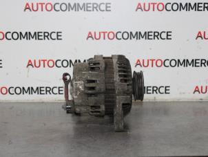 Dynamo från en Renault Twingo (C06) 1.2 16V 2005