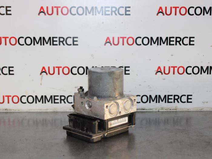 Gebrauchte ABS Pumpe Renault Megane II (BM/CM) 1.4 16V 98 Preis auf Anfrage angeboten von Autocommerce