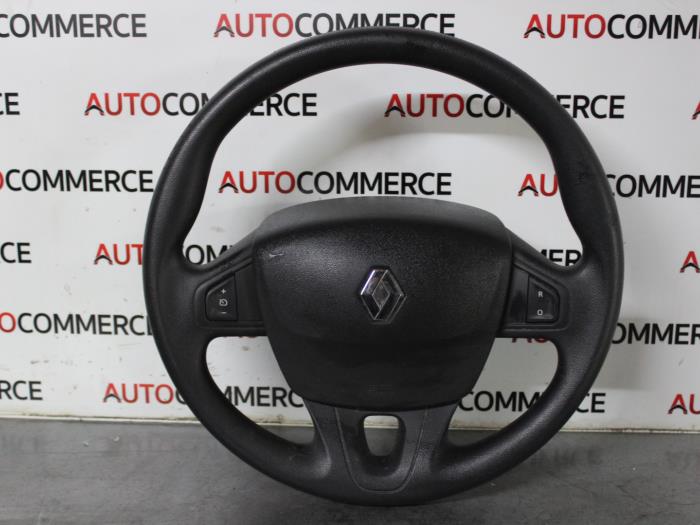 Usagé Volant Renault Megane III Berline (BZ) 1.5 dCi 105 Prix € 100,00 Règlement à la marge proposé par Autocommerce