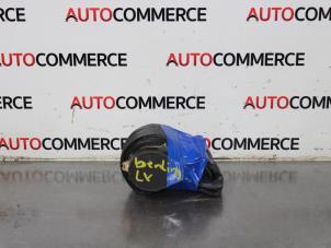 Gebrauchte Sicherheitsgurt links vorne Peugeot Partner Combispace 1.6 16V Kat. Preis auf Anfrage angeboten von Autocommerce