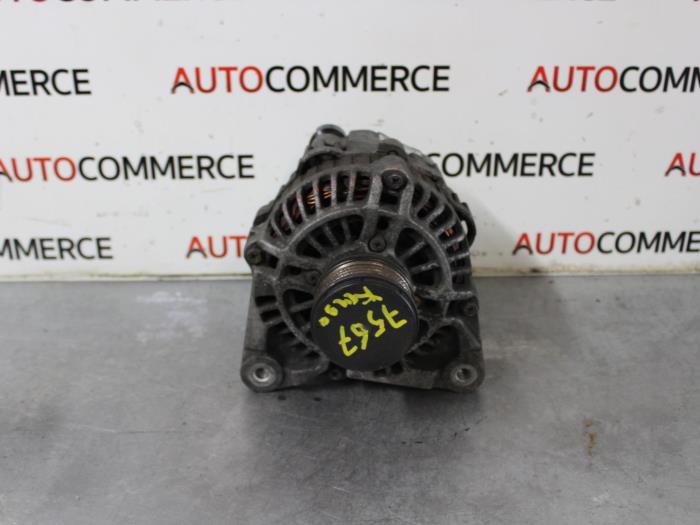 Begagnade Dynamo Renault Kangoo (KC) 1.5 dCi 65 Pris på förfrågan erbjuds av Autocommerce