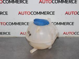 Used Expansion vessel Volkswagen Caddy IV 2.0 TDI 102 Price on request offered by Autocommerce
