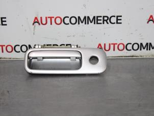 Used Tailgate handle Volkswagen Polo III (6N1) 1.4i 60 Price € 10,00 Margin scheme offered by Autocommerce