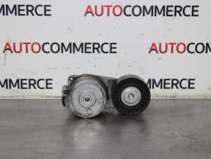 Used Timing belt tensioner Fiat 500 (312) 0.9 TwinAir 85 Price on request offered by Autocommerce