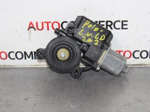 Used Door window motor Volkswagen Polo V (6R) 1.4 16V Price € 20,00 Margin scheme offered by Autocommerce