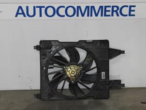 Usagé Moto ventilateur Renault Scénic II (JM) 1.9 dCi 120 Prix sur demande proposé par Autocommerce