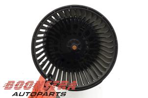 Used Heating and ventilation fan motor Renault Clio IV Estate/Grandtour (7R) 1.5 Energy dCi 110 FAP Price € 24,95 Margin scheme offered by Boonstra Autoparts