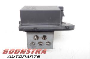 Used Cooling fan resistor Peugeot Partner (GC/GF/GG/GJ/GK) 1.6 HDI 75 Phase 2 Price € 30,19 Inclusive VAT offered by Boonstra Autoparts