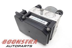Usagé Pompe ABS Citroen C1 1.0 12V Prix € 24,95 Règlement à la marge proposé par Boonstra Autoparts