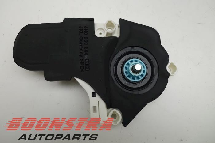 Usados Motor de ventanilla de puerta Audi A8 (D4) 4.2 TDI V8 32V Quattro Precio € 24,95 Norma de margen ofrecido por Boonstra Autoparts