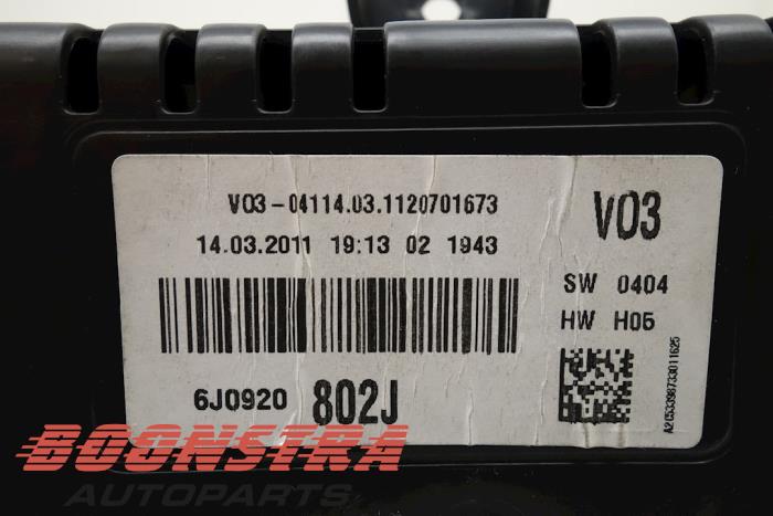 Cuentakilómetros de un Seat Ibiza IV (6J5) 1.2 TDI Ecomotive 2011