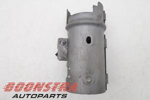 Used Fuel filter housing Renault Megane III Grandtour (KZ) 1.5 dCi 110 Price € 24,95 Margin scheme offered by Boonstra Autoparts