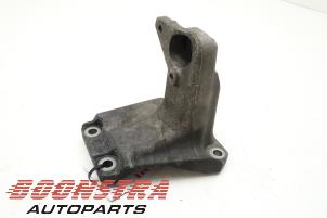 Used Engine mount BMW 1 serie (F20) 118d 2.0 16V Price € 24,95 Margin scheme offered by Boonstra Autoparts