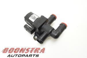 Used Electric heater valve Audi Q7 (4MB/4MG) 3.0 TDI V6 24V e-tron plug-in hybrid Price € 33,75 Margin scheme offered by Boonstra Autoparts