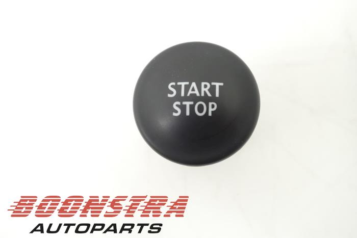 Przelacznik Start/Stop z Opel Vivaro 1.6 CDTi BiTurbo 145 2018