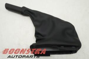 Used Parking brake lever cover Opel Vivaro 1.6 CDTi BiTurbo 145 Price € 30,19 Inclusive VAT offered by Boonstra Autoparts