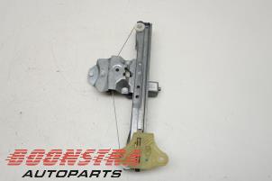 Used Rear door window mechanism 4-door, right Renault Clio IV Estate/Grandtour (7R) 1.5 Energy dCi 110 FAP Price € 30,00 Margin scheme offered by Boonstra Autoparts
