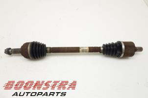 Used Front drive shaft, left Renault Scénic II (JM) 2.0 16V Price € 51,75 Margin scheme offered by Boonstra Autoparts