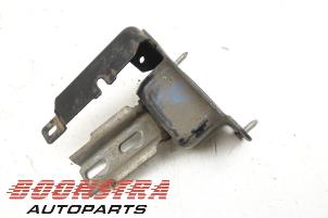 Used Gearbox mount Citroen C3 (SC) 1.4 HDi Price € 24,95 Margin scheme offered by Boonstra Autoparts