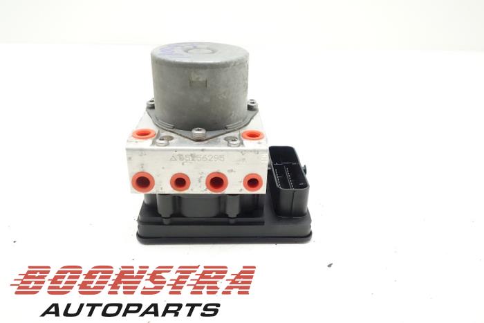 Begagnade ABS-pump Volkswagen Up! (121) 1.0 12V 75 Pris € 24,95 Marginaltabell erbjuds av Boonstra Autoparts