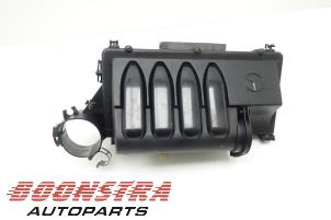 Used Air box Mercedes B (W245,242) 2.0 B-200 CDI 16V Price € 24,95 Margin scheme offered by Boonstra Autoparts