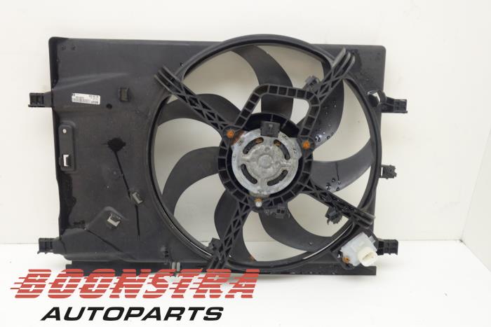 Cooling fans from a Opel Corsa D 1.4 16V Twinport 2008