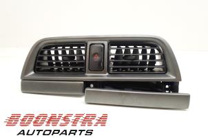 Used Dashboard vent Subaru Impreza II (GD) 2.0 WRX Price € 66,75 Margin scheme offered by Boonstra Autoparts