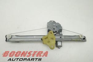 Used Window mechanism 2-door, front left Renault Clio IV (5R) 1.5 Energy dCi 90 FAP Price € 24,95 Margin scheme offered by Boonstra Autoparts