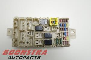 Używane Skrzynka bezpieczników Mitsubishi Space Star (A0) 1.0 12V Cena € 29,95 Procedura marży oferowane przez Boonstra Autoparts