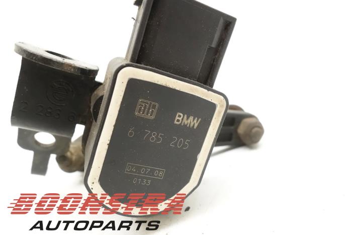 Xenon height adjustment from a BMW 3 serie (E92) M3 4.0 V8 32V 2011