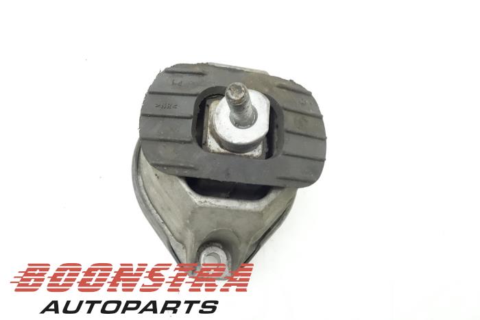Used Engine mount BMW 6 serie (E63) M6 V10 40V Price € 32,95 Margin scheme offered by Boonstra Autoparts
