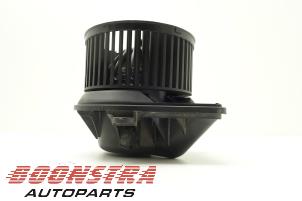 Used Heating and ventilation fan motor Opel Vivaro 2.0 CDTI 16V Price € 30,19 Inclusive VAT offered by Boonstra Autoparts