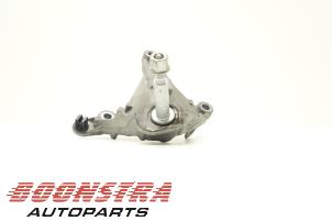 Used Gearbox mount Renault Clio IV (5R) 0.9 Energy TCE 90 12V Price € 24,95 Margin scheme offered by Boonstra Autoparts
