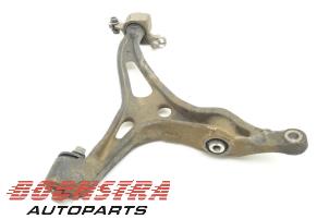 Used Front wishbone, left Mercedes ML II (164/4JG) 3.0 ML-320 CDI 4-Matic V6 24V Price € 24,95 Margin scheme offered by Boonstra Autoparts