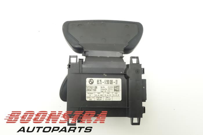 Alarm module from a BMW 5 serie (E60) 530d 24V 2006
