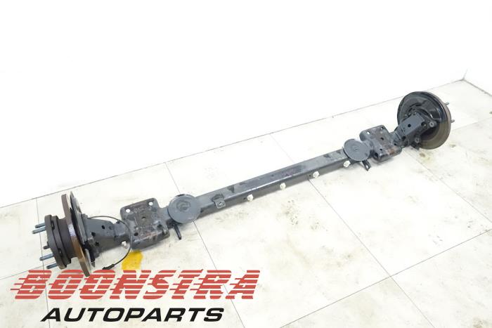Rear-wheel drive axle from a Ford Transit 2.0 TDCi 16V Eco Blue 105 2017