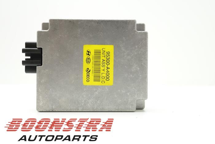 Module (miscellaneous) from a Kia Carens IV (RP) 1.6 GDI 16V 2013